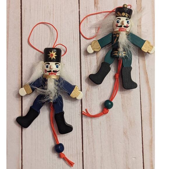 Two Pull String Wooden Nutcrackers - Christmas Decor - Picture 1 of 4